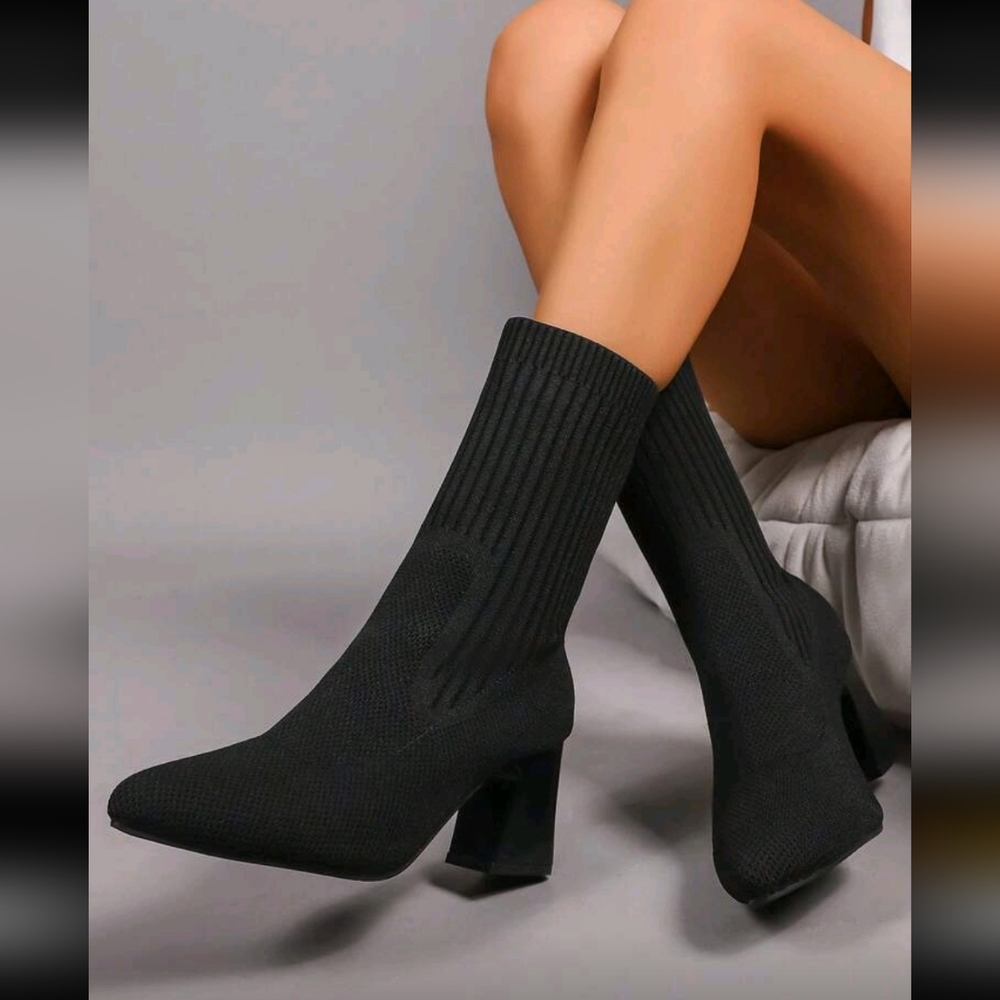 BRAND NEW ** Stretch Black Ankle Boots